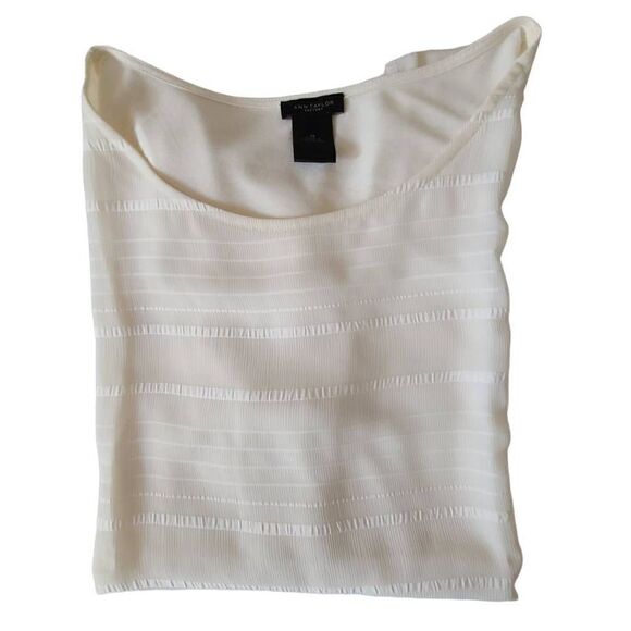 Ann Taylor Factory White Pull Over Short Sleeve T Shirt Medium - Picture 11 of 12